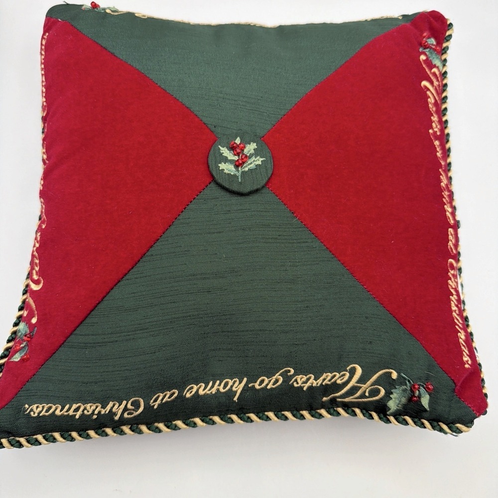 Merry Christmas Throw Pillow Hearts Go Home Embroidered Velvet Beaded 11x11